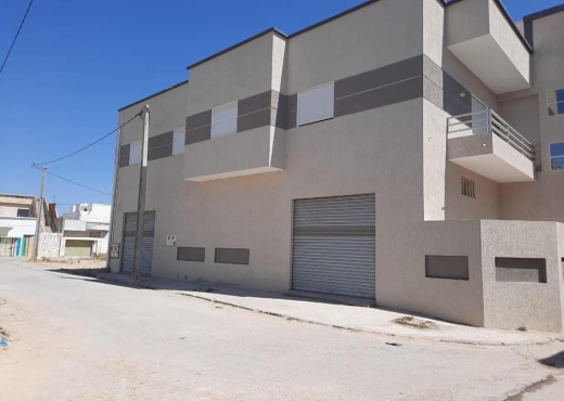 A VENDRE IMMEUBLE A CHOTRANA1