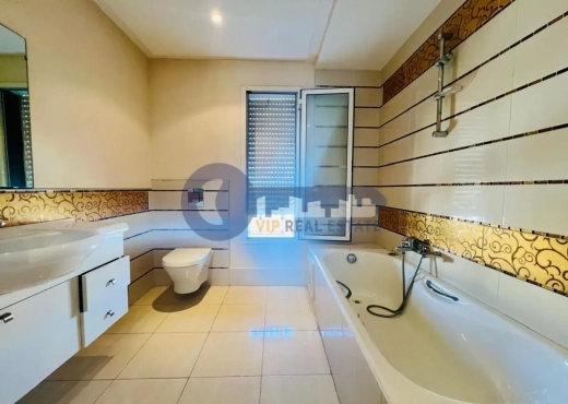 A Louer Etage Villa S+3  La Marsa