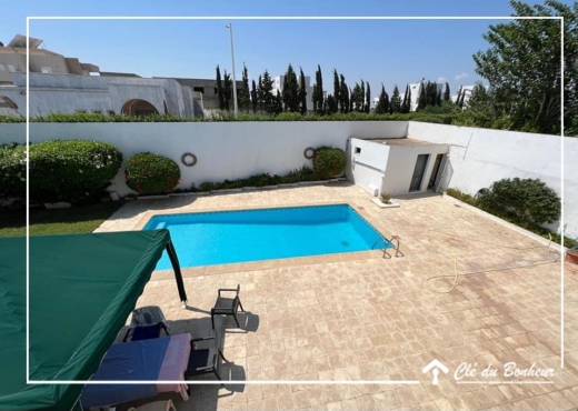 une superbe villa à la soukra