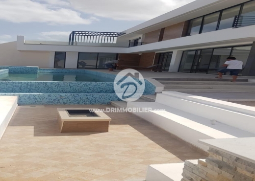 A Vendre Villa HS a Djerba Midoun