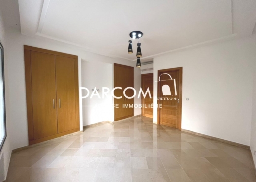 à louer Duplex de 298 m² aux JC