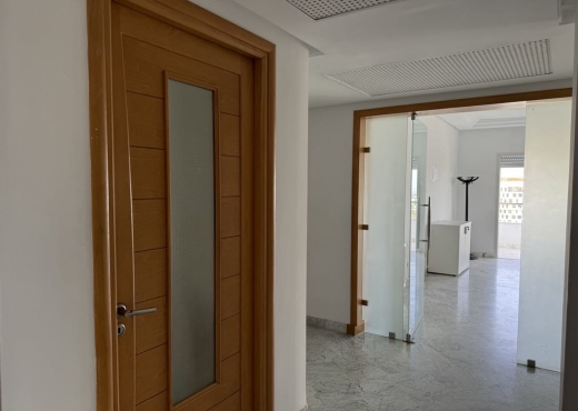 Super bureau 200 m² au cun