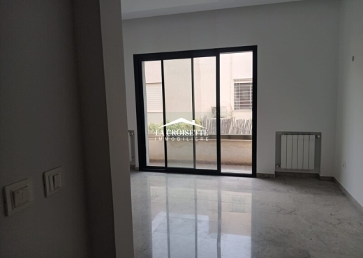 Villa S+4 à La Soukra  ZVL1611