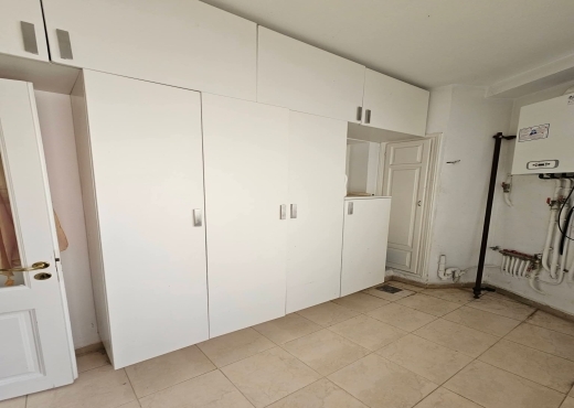 CITE ENNASER 2 : APPARTEMENT S+4 A LOUER