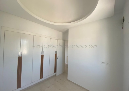 À Vendre Appartement S+2 à Djerba
