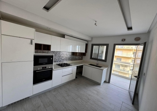 📍MENZAH 9 C : APPARTEMENT S+2 À LOUER