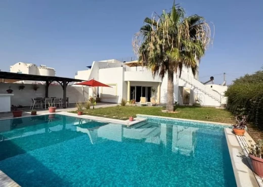 villa À Louer à MEDENINE - 𝑉𝑖𝑙𝑙𝑎 𝑑𝑒 𝑙𝑢𝑥𝑒 - Immobiliere.tn - Photo 8