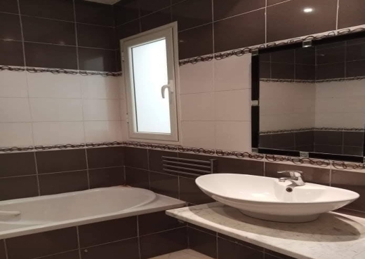 À louer appartement S+3 jardins de L'Aouina