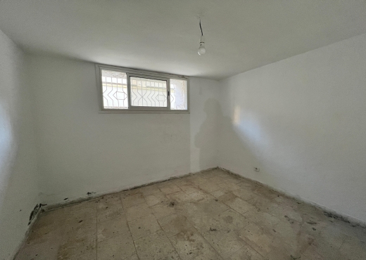 A louer Dépôt de 100 m²