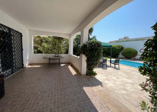 une superbe villa à la soukra