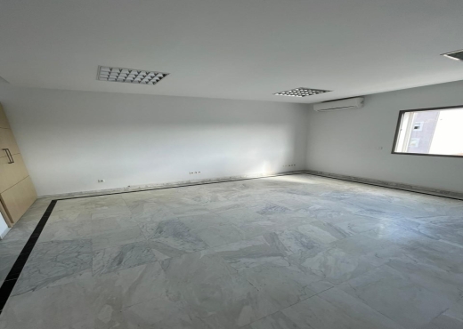 Bureau h+3 à louer au cité jardins