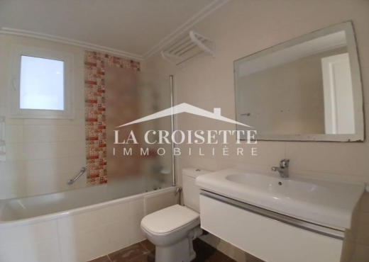 Appartement S+3 à La Soukra