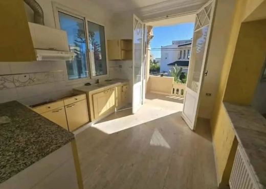 A VENDRE: Villa S+3 à Chott Mariem