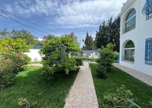 A Louer Villa S+4 à GAMMARTH