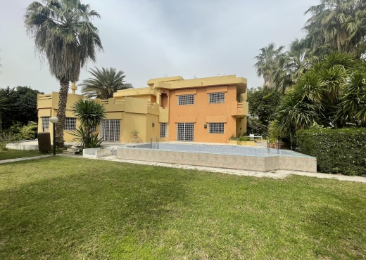 A Vendre Villa  La Soukra