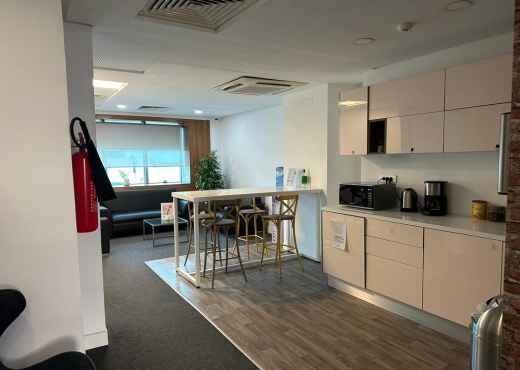 Espace de bureau privé pour 2 personnes à TUNIS, Urbain Nord