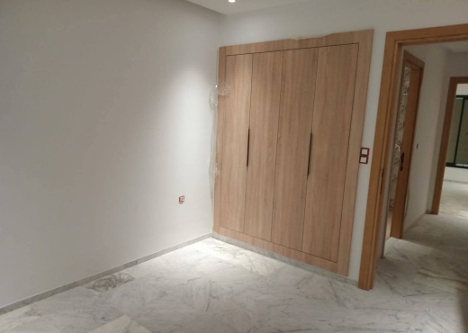 GHAZELA : APPARTEMENT S+3  A VENDR
