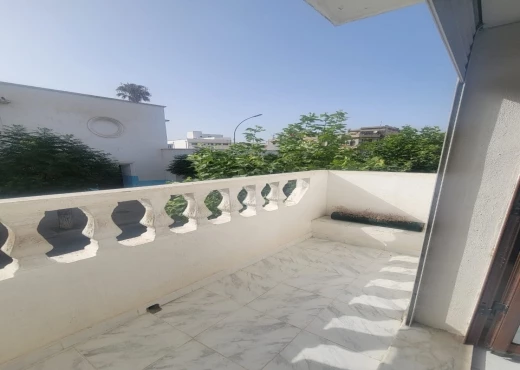 duplex À Vendre à BIZERTE - À Vendre : Duplex - en 1er et 2ème étage - Immobiliere.tn - Photo 2
