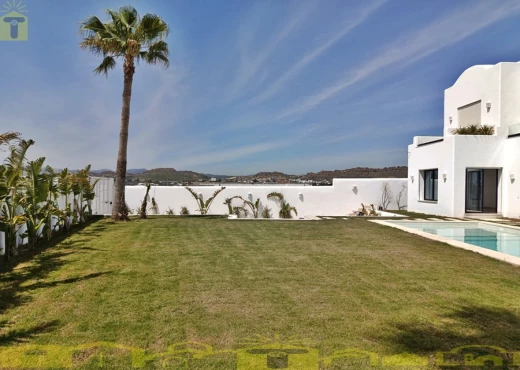 villa À Vendre à NABEUL - 🏡 VILLA HAUT STANDING À VENDRE 🔥 - Immobiliere.tn