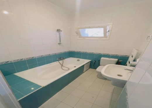 Appartement À Louer à ARIANA - ENNASR 2 : APPARTEMENT S+1 AU REZ-DE-CHAUSSÉE RICH - Immobiliere.tn - Photo 4