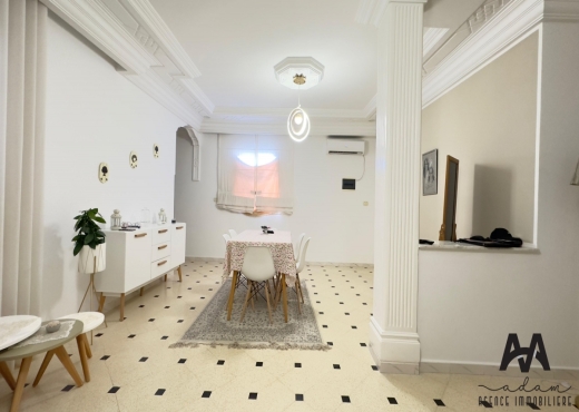 etage de villa S+2 meublé