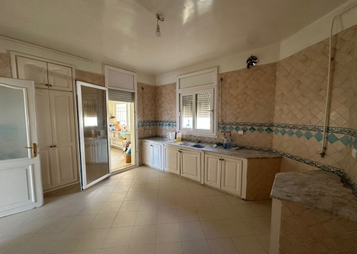 A Vendre Appart S+3 La Soukra