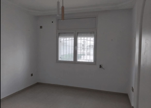 A louer Étage villa S+3 Riadh Anda