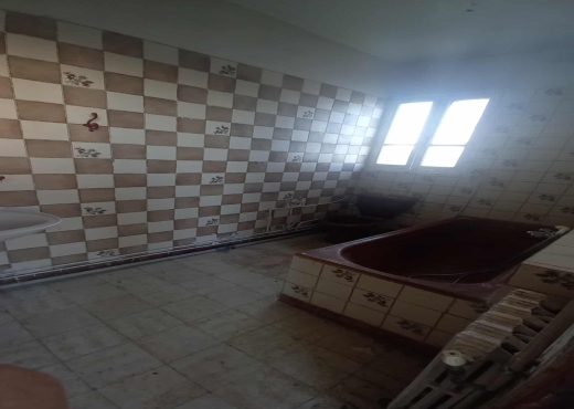 AL Etage villa Menzeh 4  1000dt