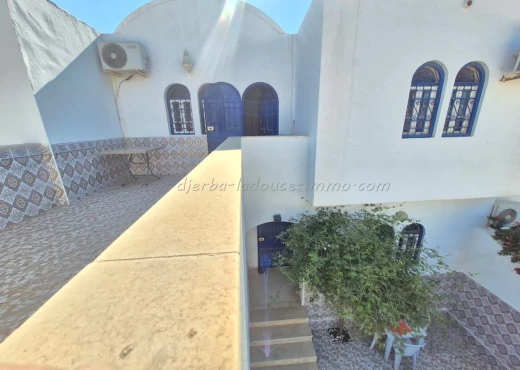 maison À Louer à MEDENINE - Maison S+4 avec piscine à Midoun - Immobiliere.tn - Photo 5