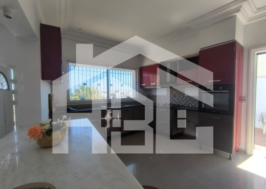 A louer maison en S+3 meublée