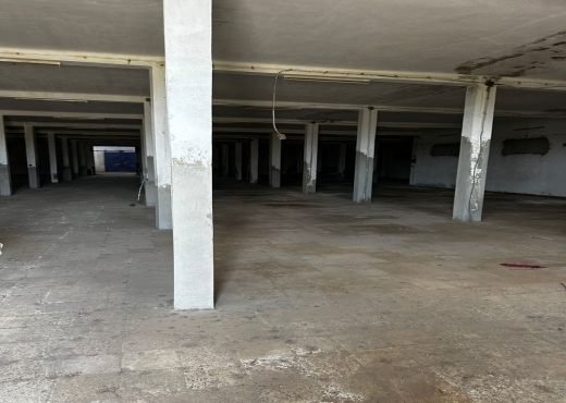 📦 Dépôt Commercial à Louer