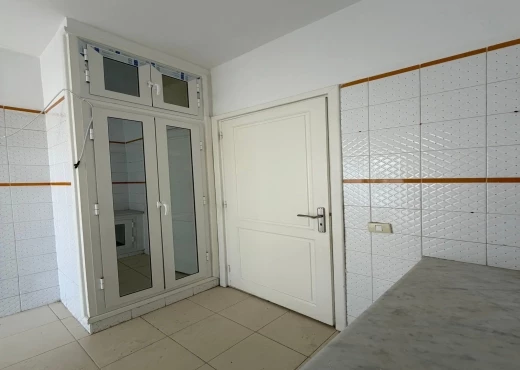 Appartement À Vendre à ARIANA - 📍ARIANA  :  APPARTEMENT S+2  A VENDRE - Immobiliere.tn - Photo 6