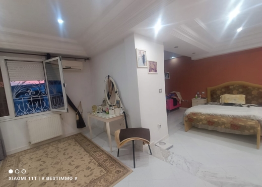 A vendre villa essahafa