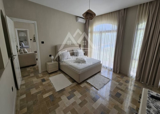 Location Estivale Villa + Bangalow