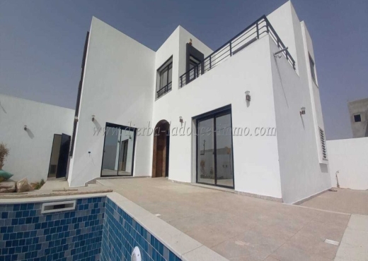À VENDRE : Magnifique Villa titrée