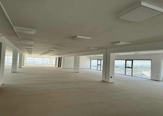 immeuble neuf 3800 m² au lac 3kram