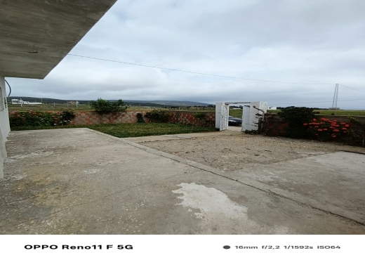A vendre, une maison indépendante près de la plage