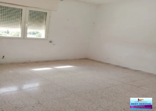 villa À Vendre à BIZERTE - 🏡 À Vendre – Villa S+4 à Cité Saha, Bizerte - Immobiliere.tn - Photo 4