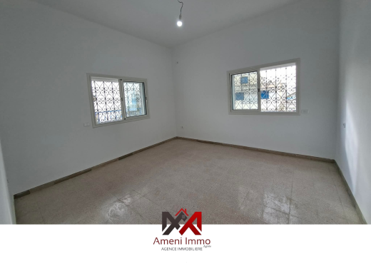 A Louer étage de villa  à bardo