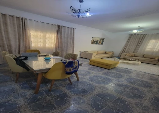 villa À Vendre à BIZERTE - 🏠 À Vendre – Magnifique Villa S+4 Duplex R+1 - Immobiliere.tn - Photo 2