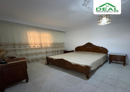 À VENDRE :  Maison S+3 et un étage inachevée