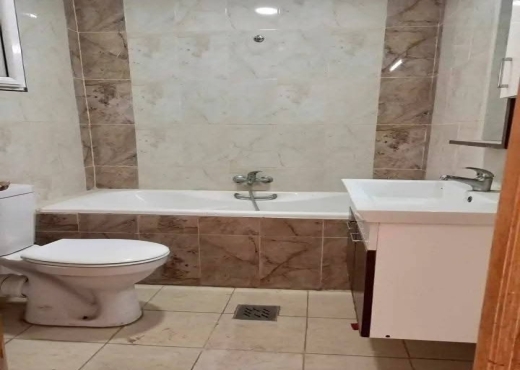 📍 JARDINS D’EL MENZAH 2 : REZ-DE-CHAUSSÉE DE VILL