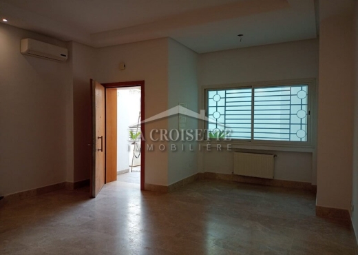 s2 à La Soukra MDL0469