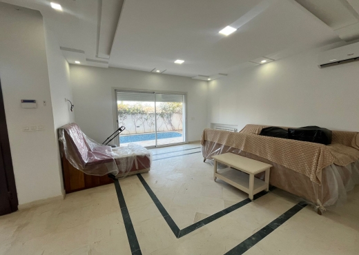 A vendre à HAMMAMET nord  une vill