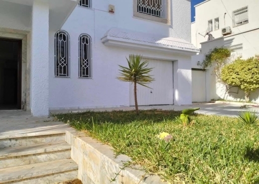 SUPERBE VILLA S+6 A VENDRE MANAR