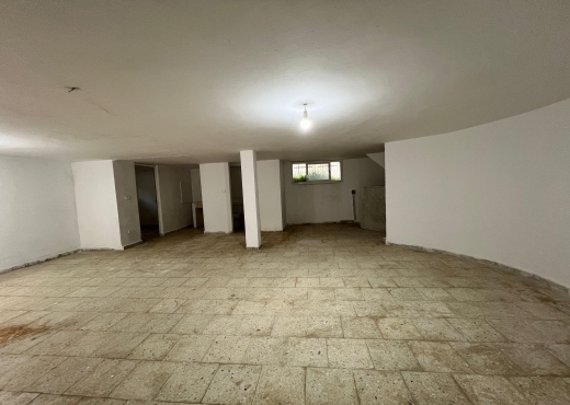 A louer Dépôt de 100 m²