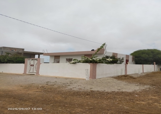 a ventre une maison a el haouaria