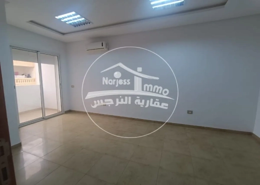 À Vendre S+2 à Usage Bureau Sousse