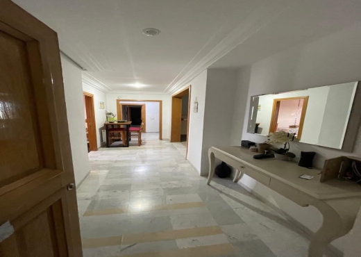 A LOUER - Ain Zaghouen Nord S+4 -
