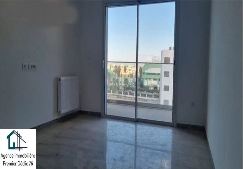 A Louer U n Appartement S+3 Haut Standing Jamais Habité Coté Clinique Soukra
